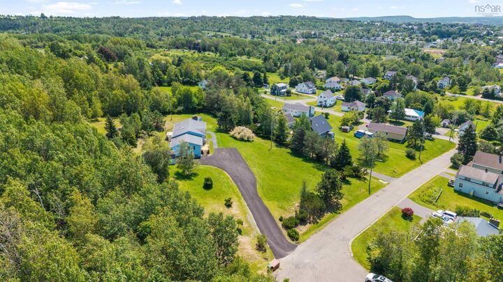Property Photo: 14 Egerton Street NS B0K 1X0