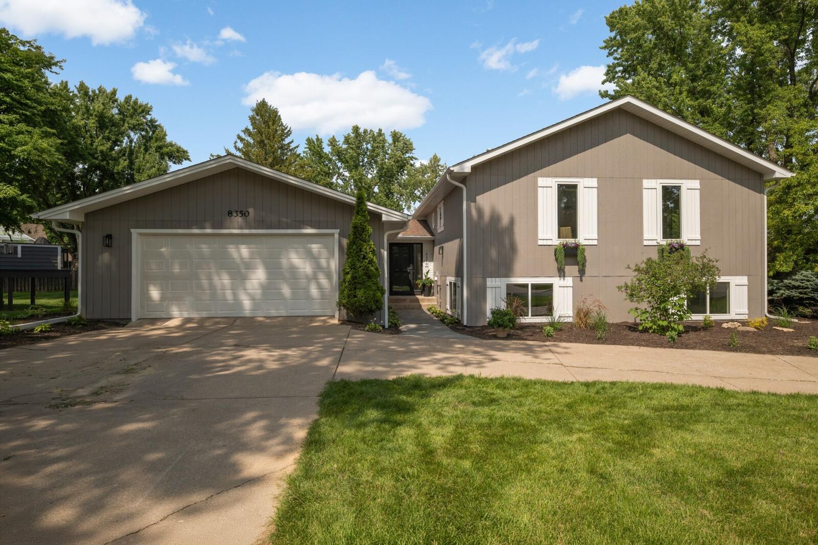 Property Photo: 8350 Amsden Ridge Drive MN 55438
