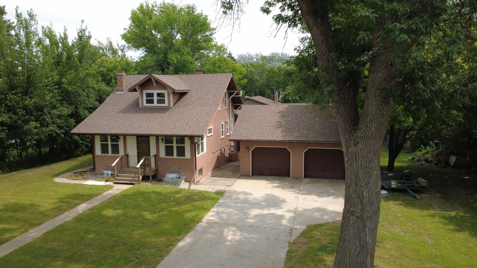 Property Photo: 115 7th Avenue SE MN 56531