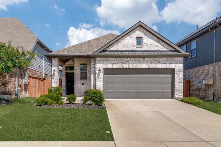 Property Photo:  3909 Chesapeake Lane  TX 75126 