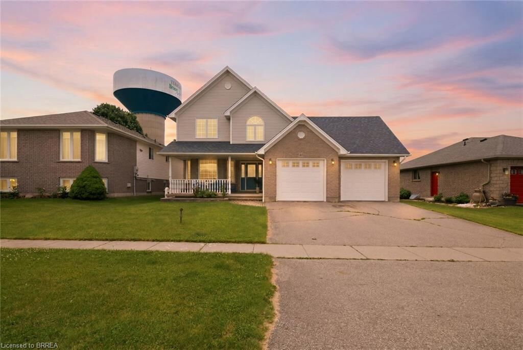 Property Photo:  61 Sunnyside Drive  ON N0E 1N0 