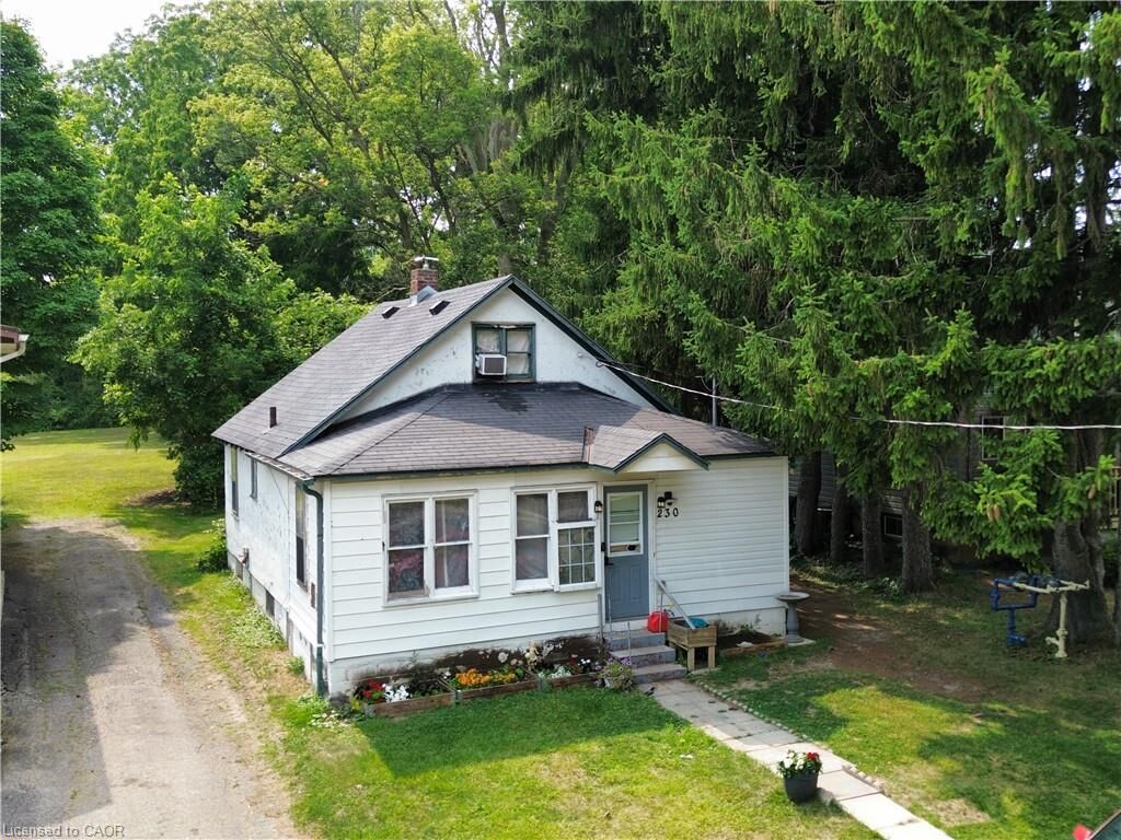 Property Photo:  230 Queen Street S  ON N3Y 3K8 