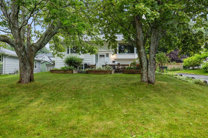Property Photo: 58 Skyview Drive PE C1A 3A5