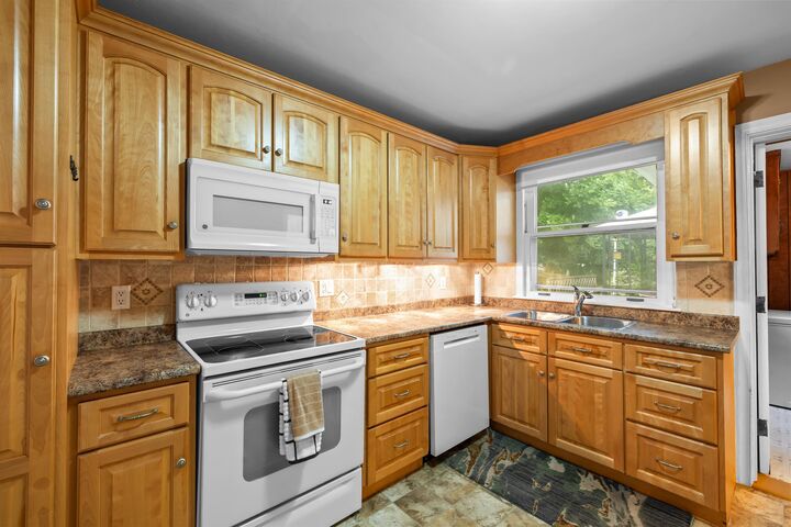Property Photo:  58 Skyview Drive  PE C1A 3A5 