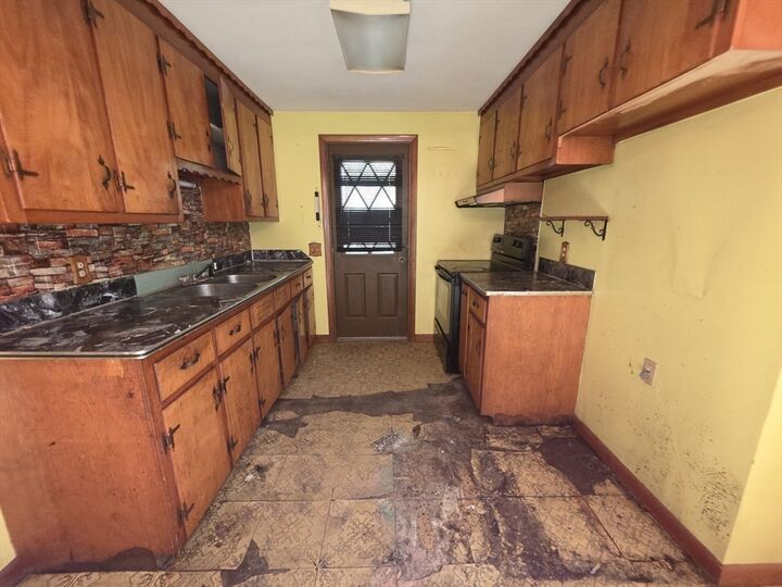 Property Photo: 20 Deborah St MA 01069
