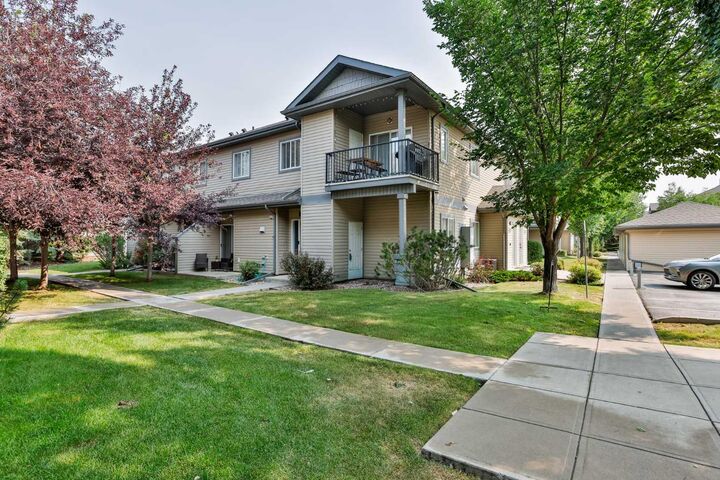 129 Silkstone Road W 3 — photo 1