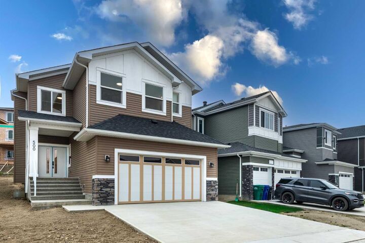 Property Photo:  500 Rivercrest View  AB T4C 2W9 