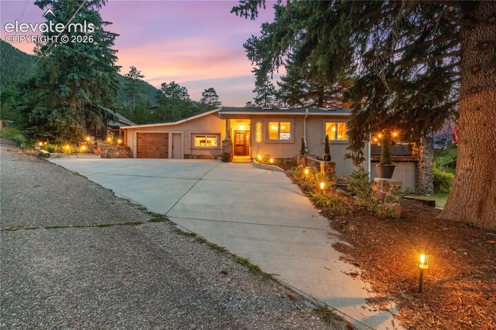 Property Photo:  8825 Chipita Park Road  CO 80809 