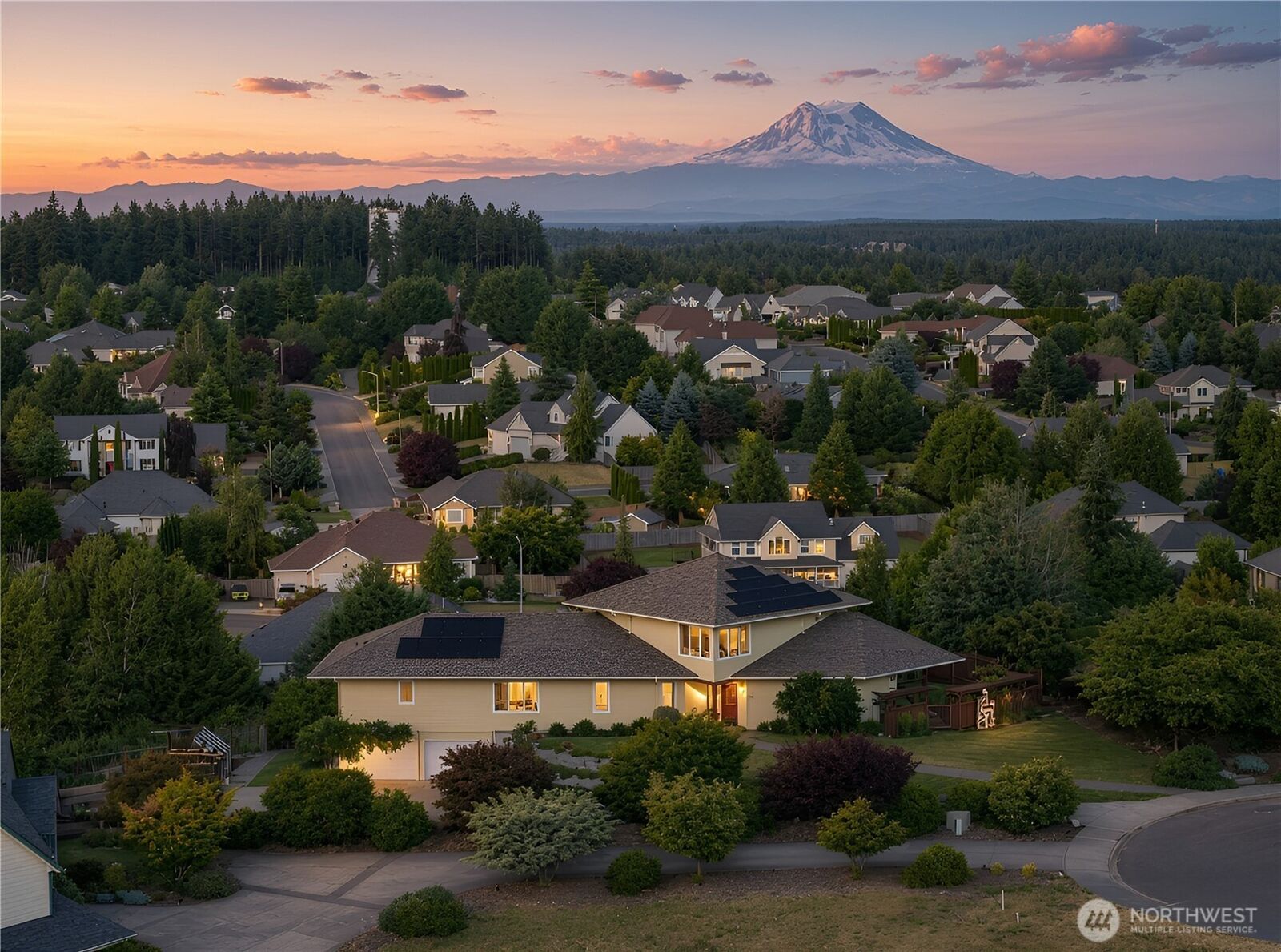 Property Photo:  2306  Glen Kerry Court SE  WA 98513 