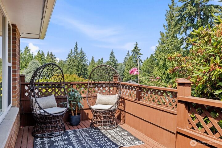 Property Photo:  16613  19th Avenue SW  WA 98166 