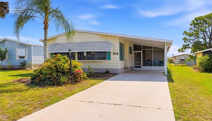 Property Photo:  868 Waterway Drive  FL 32976 