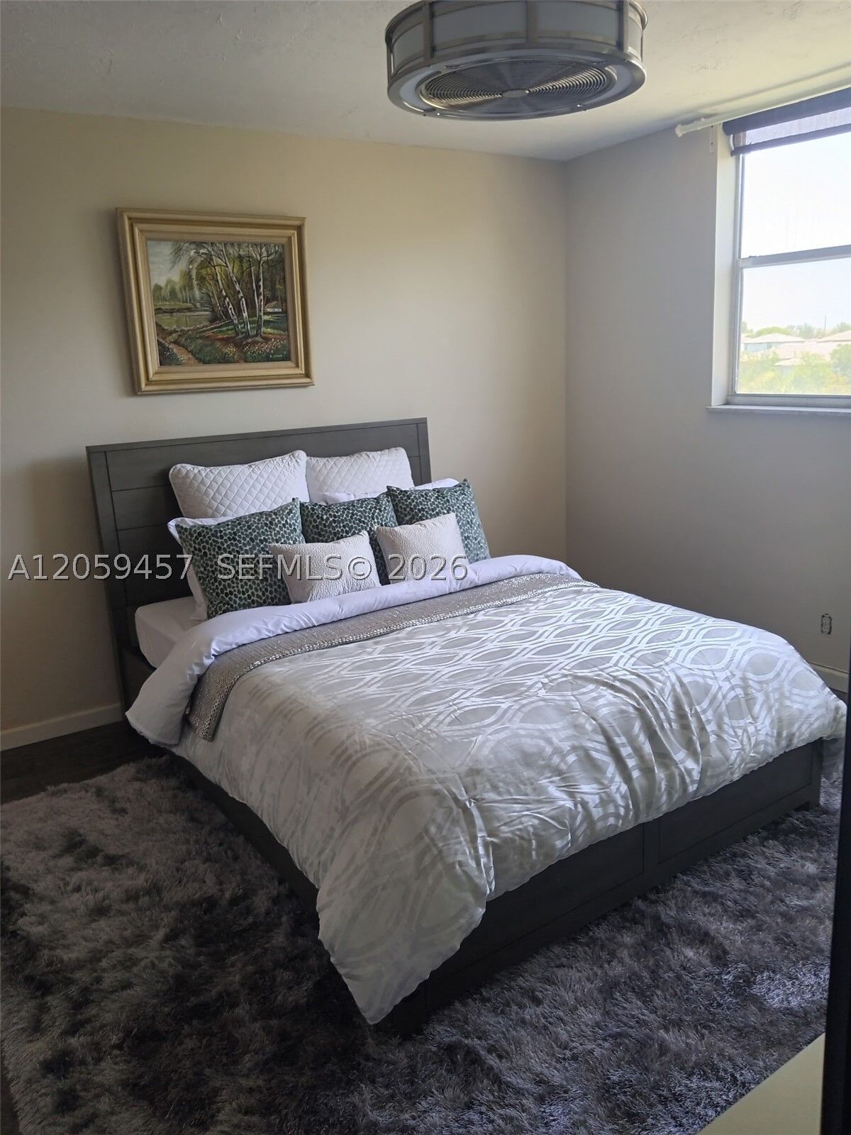 Property Photo:  2821 Somerset Dr 312  FL 33311 