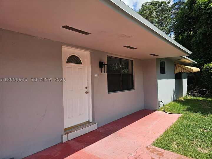 Property Photo:  1373 NE 144th St -  FL 33161 