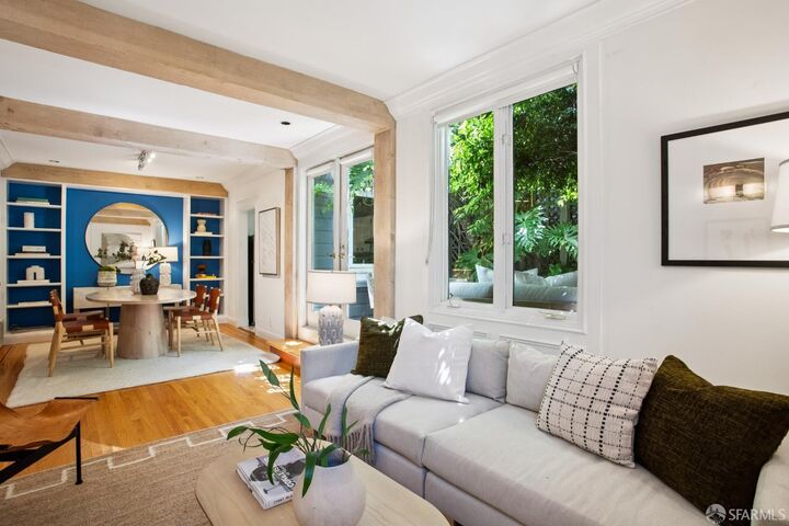 Property Photo: 907 Douglass Street CA 94114