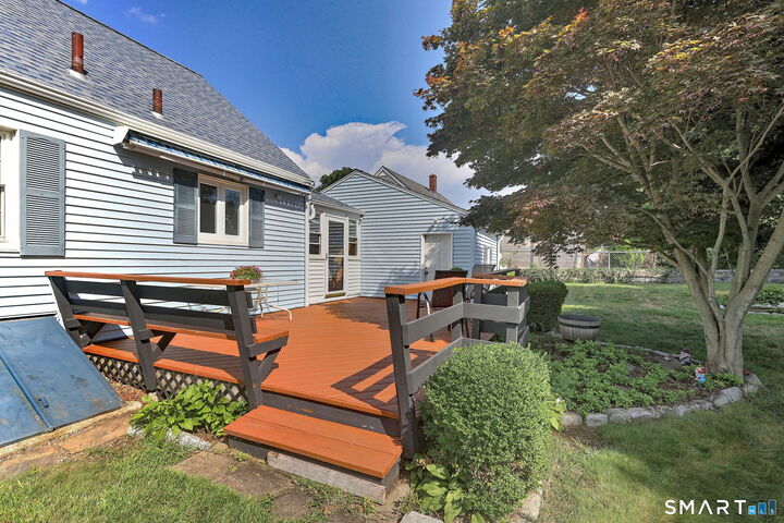 Property Photo: 599 Buckingham Avenue CT 06460