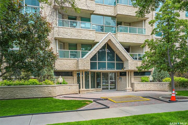 Property Photo:  303 5th Avenue N 104  SK S7K 2P6 