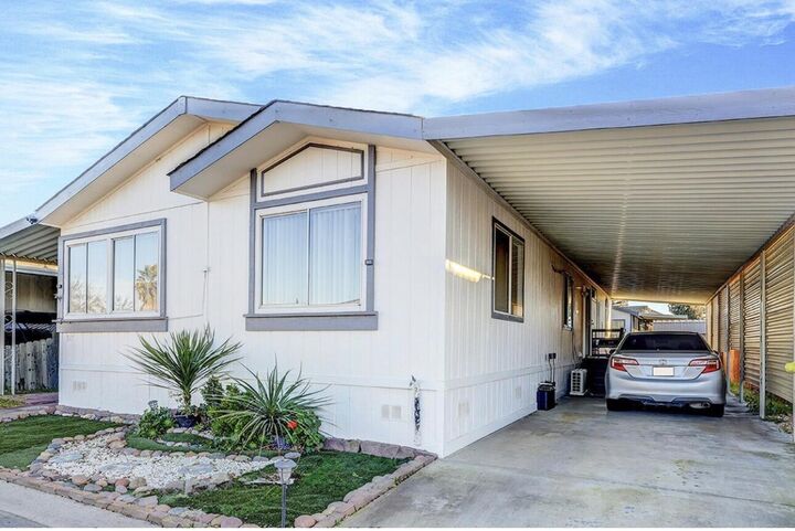 Property Photo: 5505 W Tulare Avenue 317 CA 93277