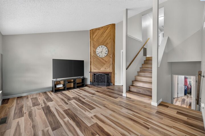 Property Photo:  717 S Fir St  WA 99336 