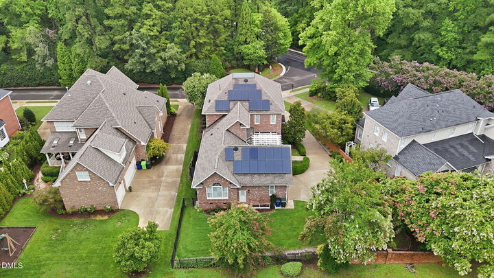 Property Photo: 4405 Harbourgate Drive NC 27612