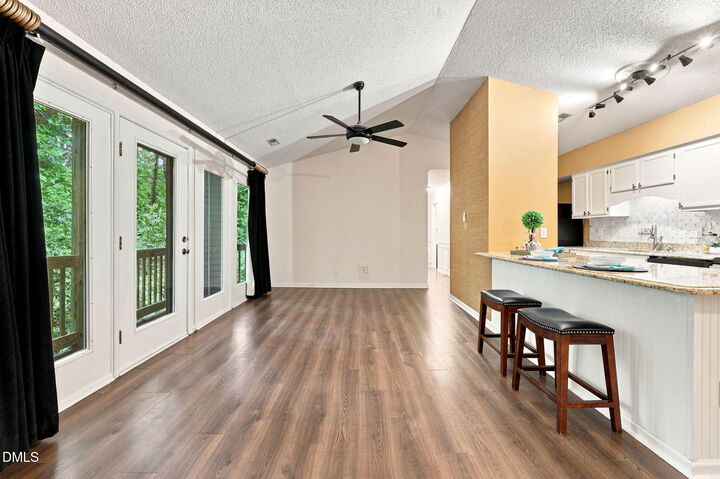 Property Photo:  1300 Park Glen Drive 302  NC 27610 