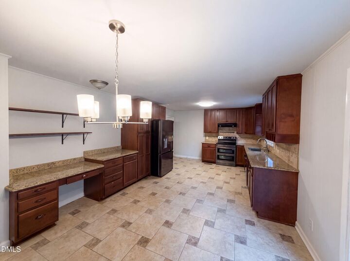 Property Photo: 407 Lamesa Drive NC 27603