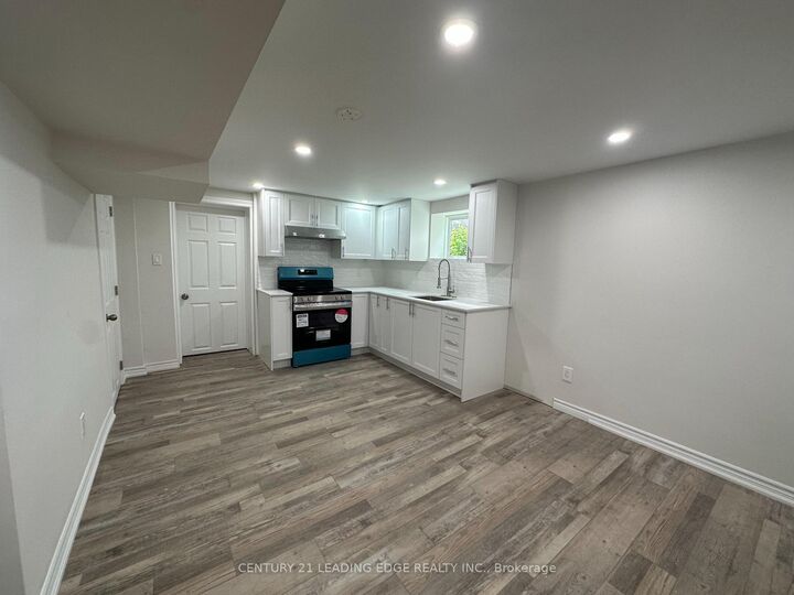 Property Photo:  11 White Abbey Park Bsmt  ON M1R 4R3 