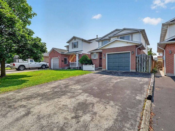 Property Photo: 39 Buchanan Crescent ON L2V 4S2