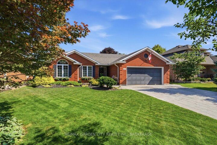 Property Photo:  81 Sandra Drive  ON L0S 1C0 