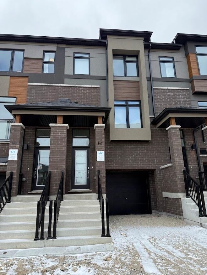 Property Photo: 660 Colborne Street W 147 ON N3T 0Y7