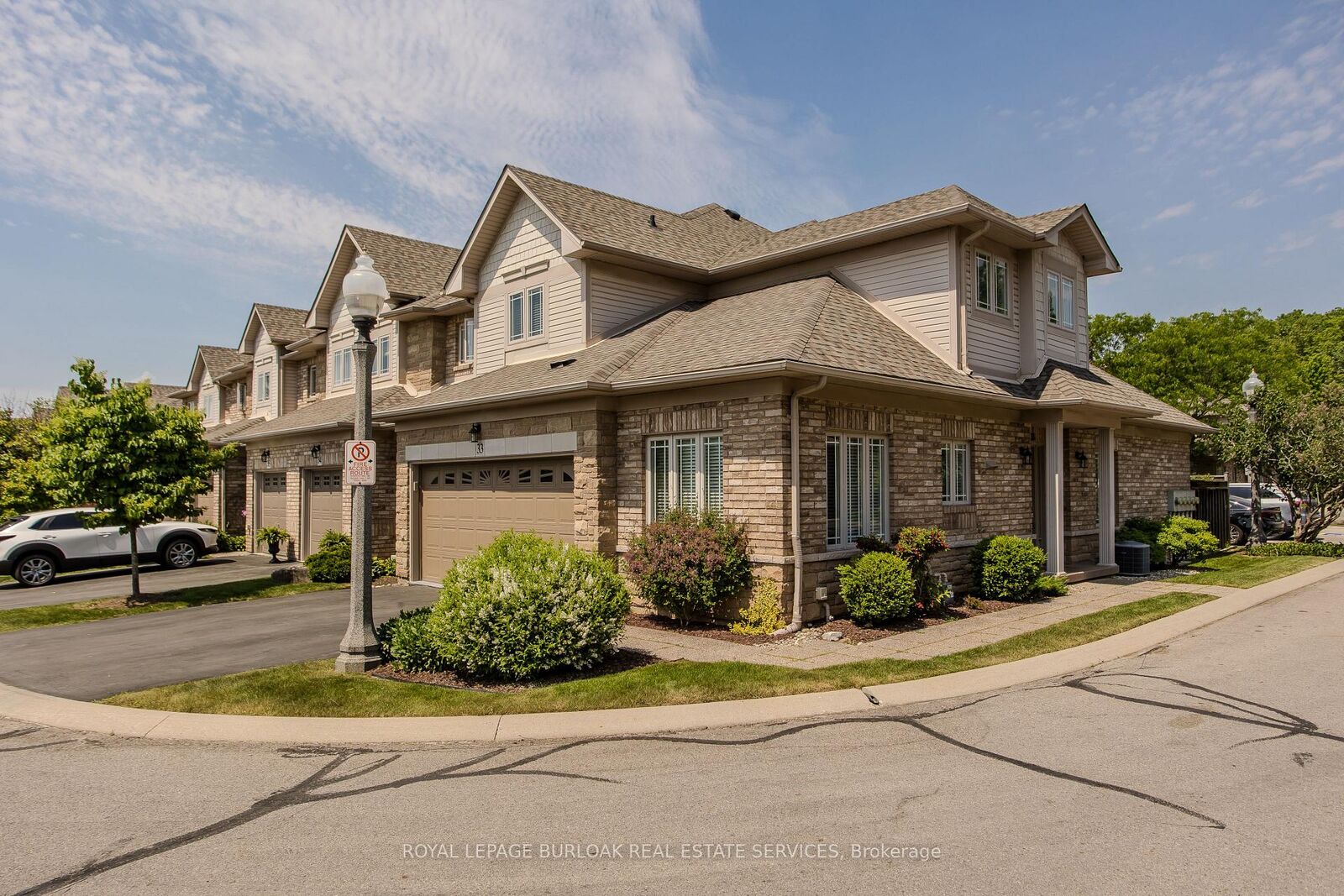 Property Photo: 2169 Orchard Road 33 ON L7L 7J1