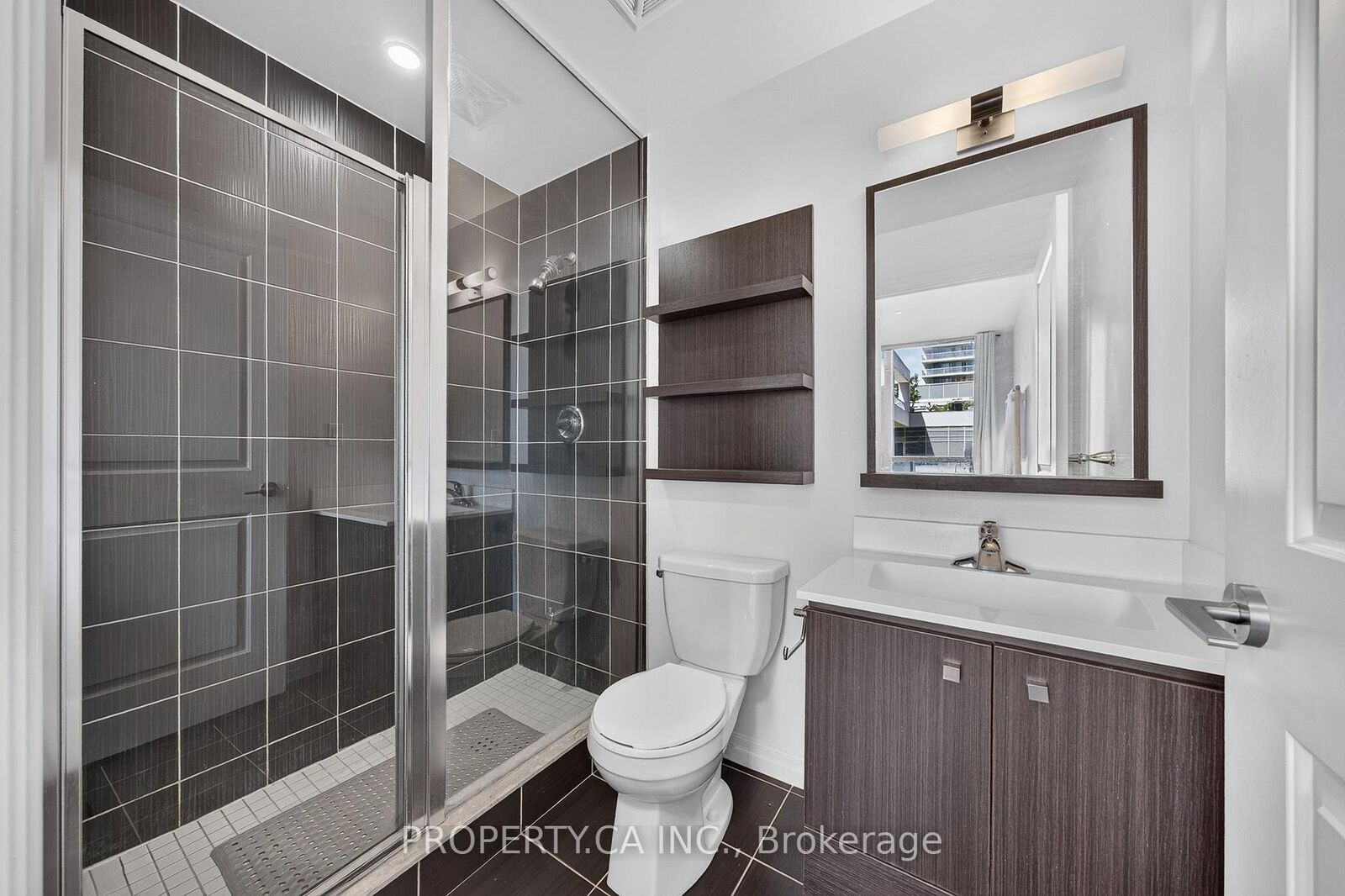 Property Photo: 275 Yorkland Road 108 ON M2J 0B4