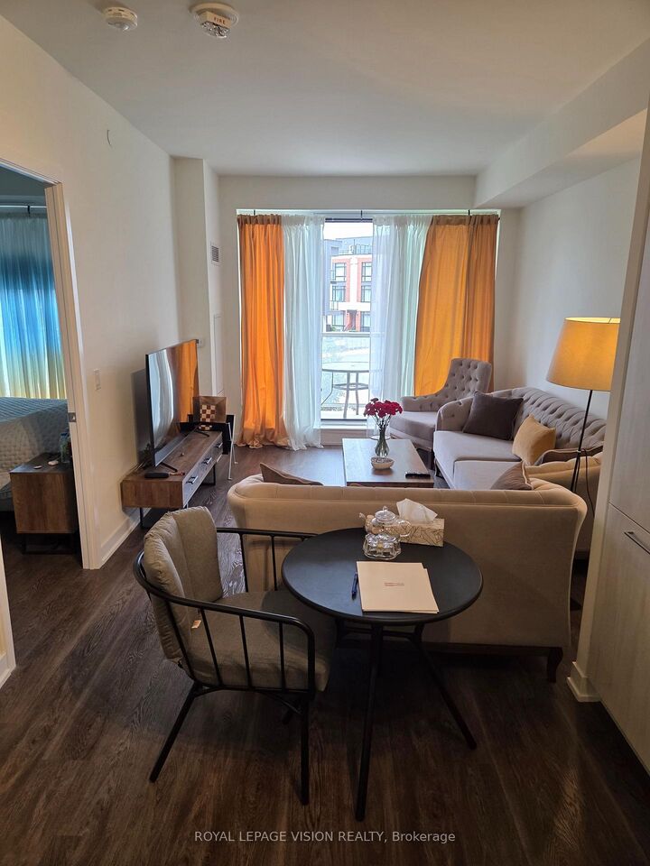 Property Photo: 6 David Eyer Road 217 ON L4S 0N5