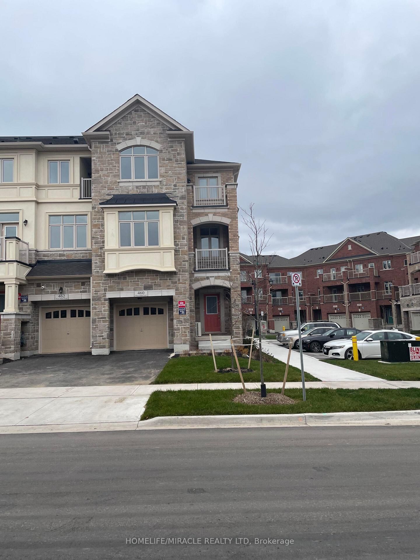 Property Photo:  460 Silver Maple Road  ON L6H 3P5 