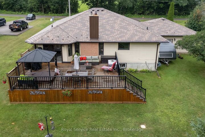Property Photo: 5171 White Road N ON K0K 2H0