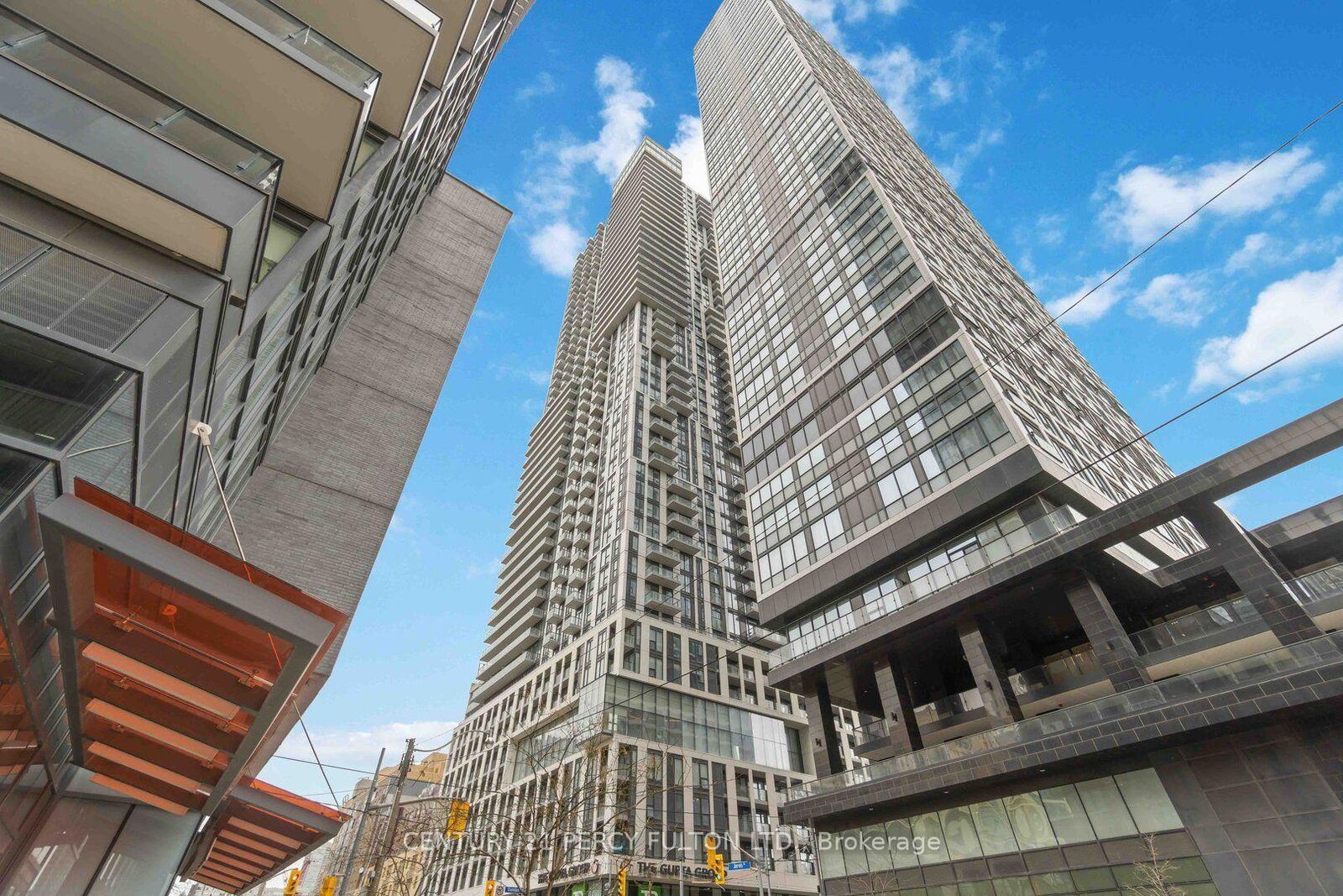 Property Photo:  251 Jarvis Street 839  ON M5B 0C3 