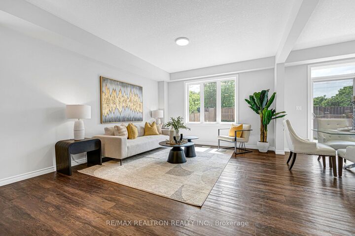 Property Photo:  439 Avens Street  ON N2V 0B6 