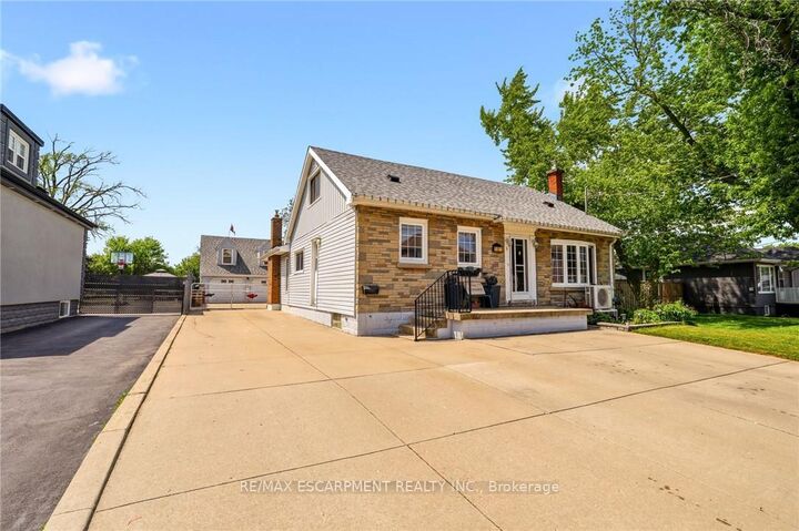 Property Photo: 191 Millen Road ON L8E 2G4
