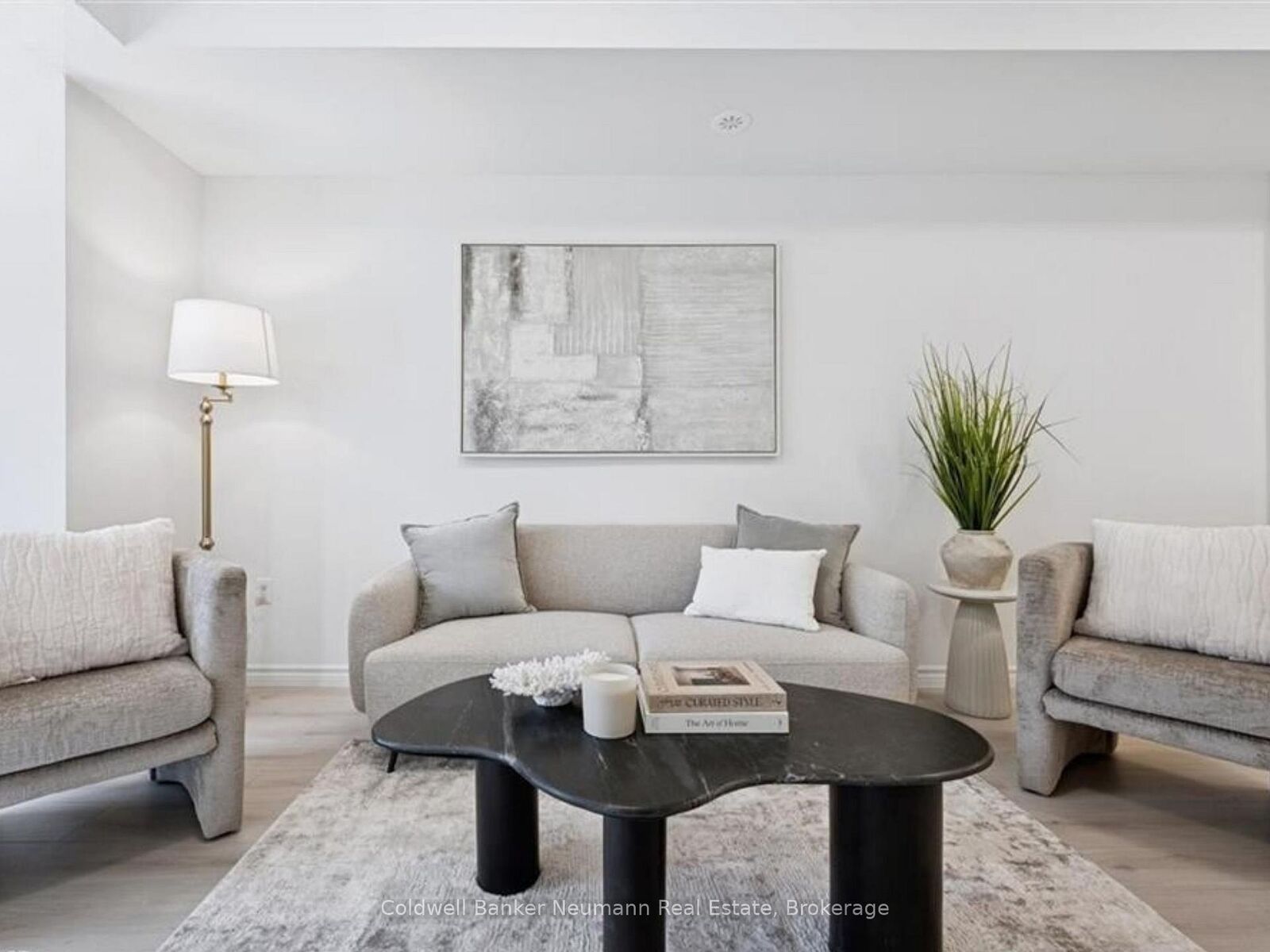 Property Photo:  7-53 Allegro Common  ON N3C 1A5 