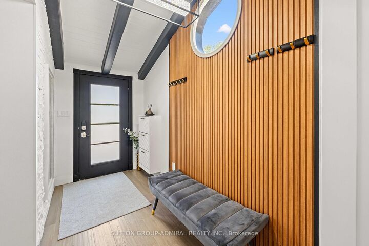 Property Photo:  3 Hartland Road Main  ON M9C 4S9 