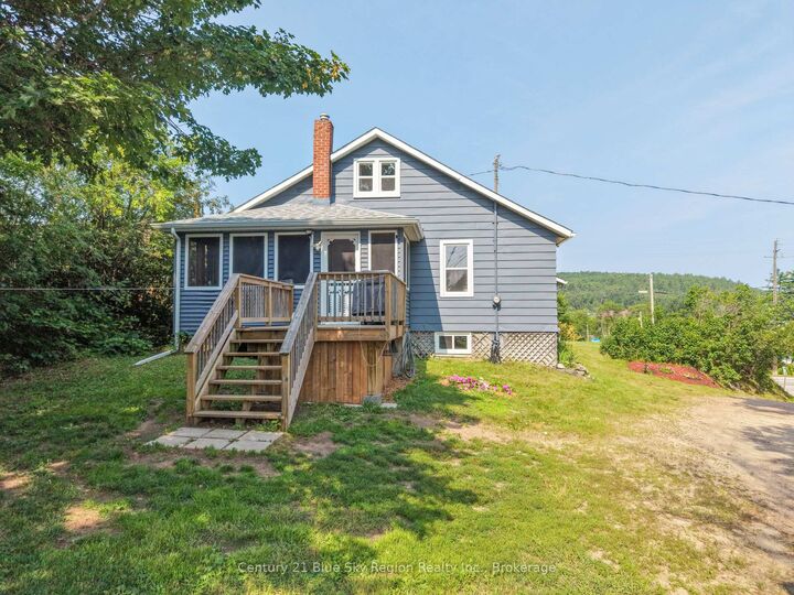 Property Photo:  421 McConnell Street  ON P0H 1V0 