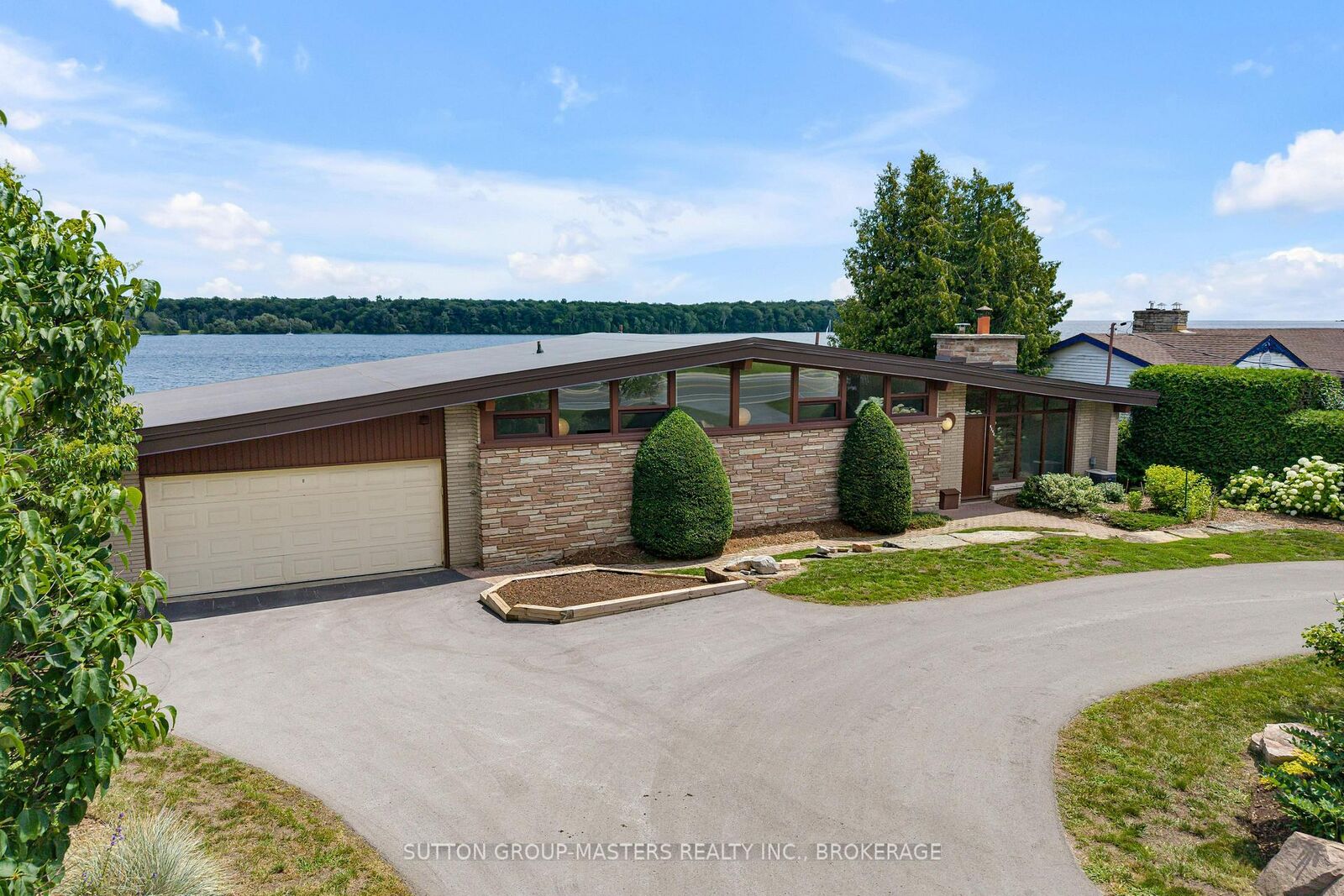Property Photo:  4242 Bath Road  ON K7M 4Y7 