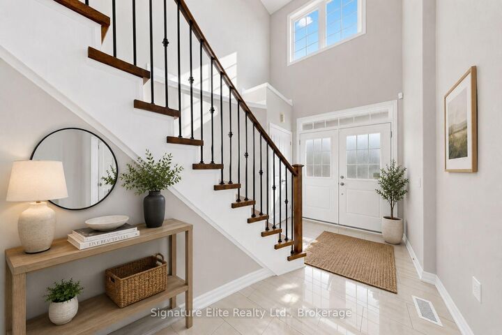 Property Photo:  44 Cotton Street Unit A  ON L1C 5H2 