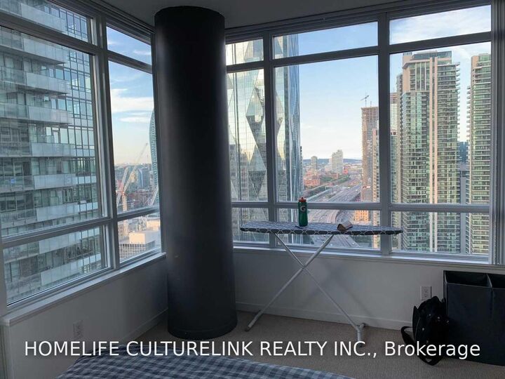 Property Photo:  55 Bremner Boulevard 3004  ON M5J 0A6 