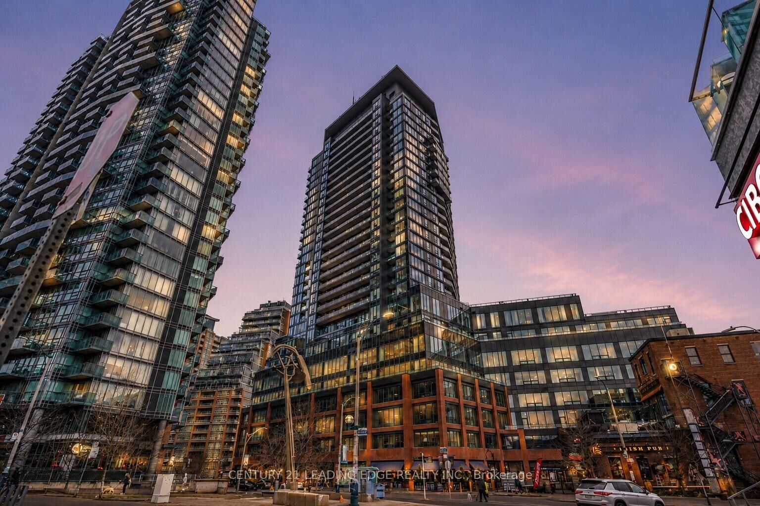 Property Photo:  135 East Liberty Street 1107  ON M6K 3K4 