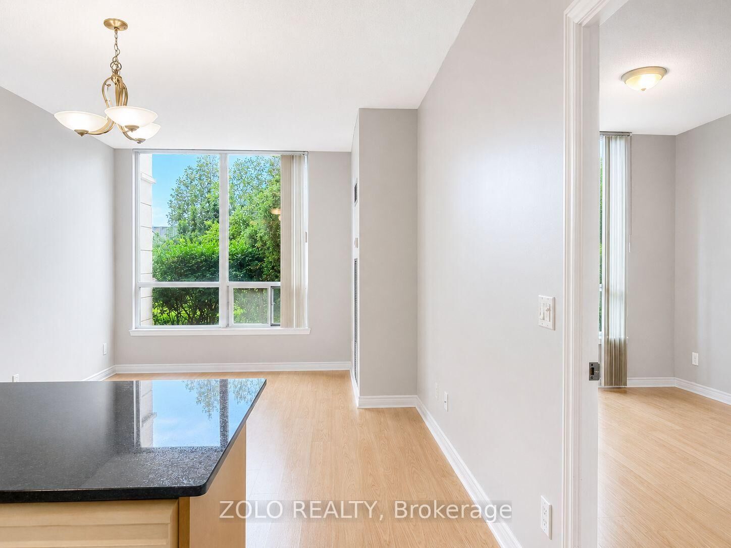 Property Photo: 15 North Park Road 103 ON L4J 0A1