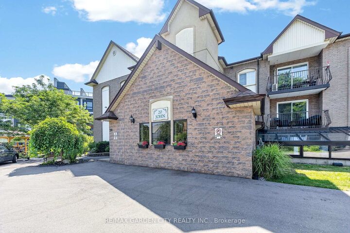 Property Photo:  20 John Street 205  ON L3M 1X5 