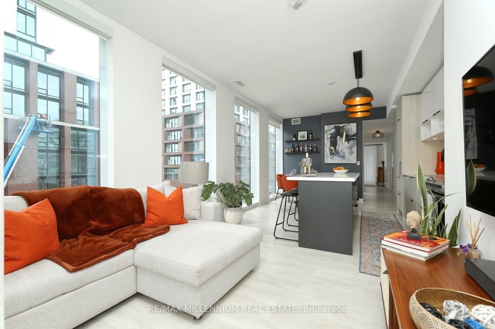 Property Photo:  35 Rolling Mills Road S452  ON M5A 0V6 