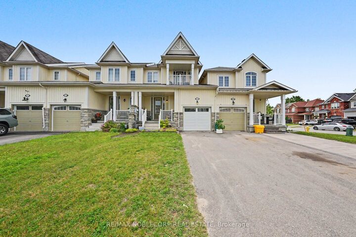 Property Photo: 71 Blanchard Crescent ON L0M 1B5