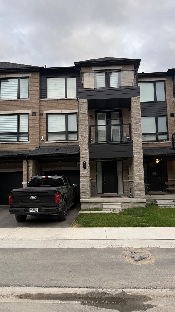 Property Photo:  