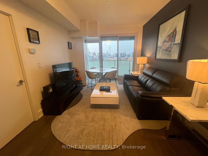 Photo de la propriété: 200 Bloor Street W 1604 ON M5S 1T8